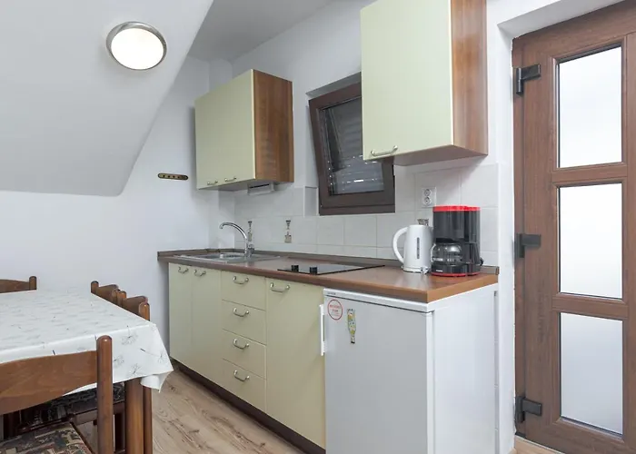 Pjescana Uvala 7349a